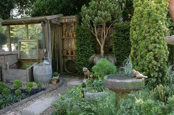 small rustic garden amenagement