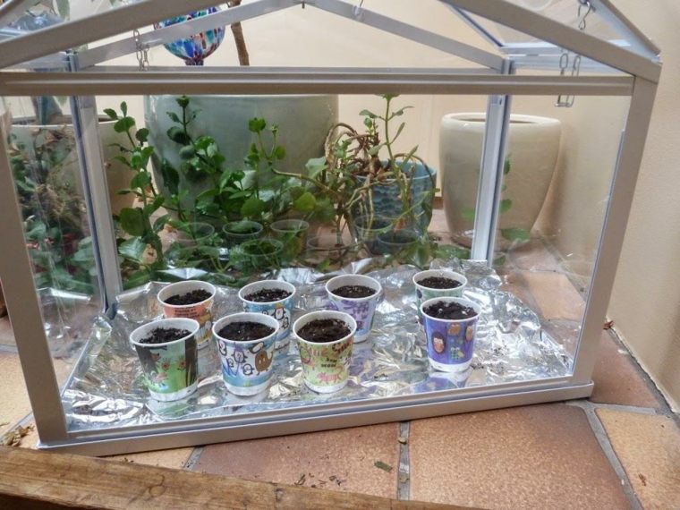 garden greenhouse glass diy idea metal glass brico