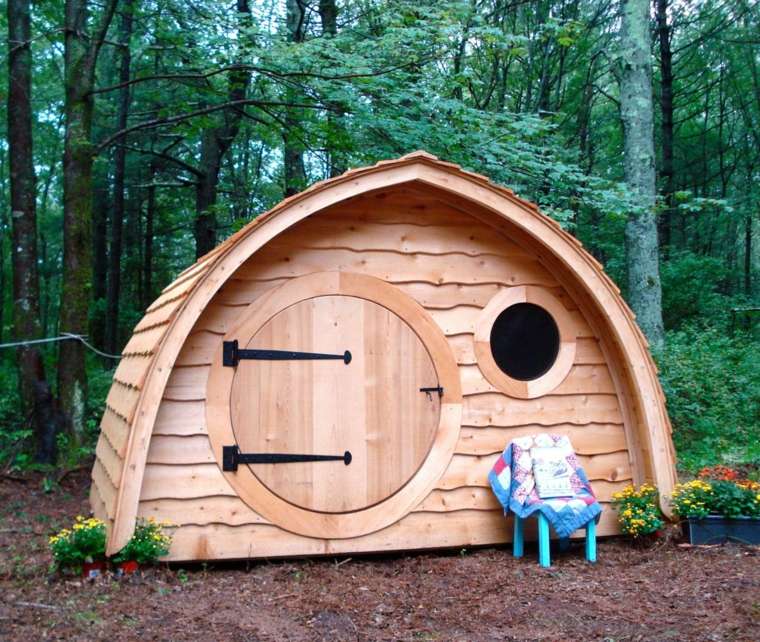 small-house-hobbit-wood-child-idea-games-Outdoor