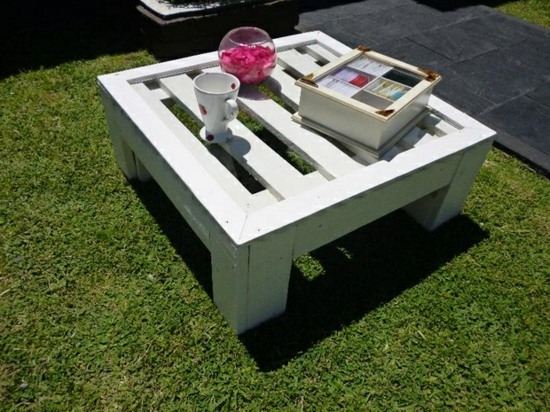 small coffee table garden pallets wood