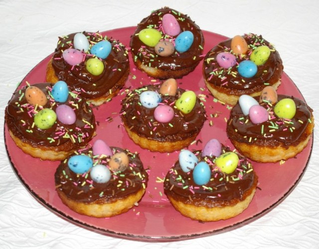 Easter chocolate cakes