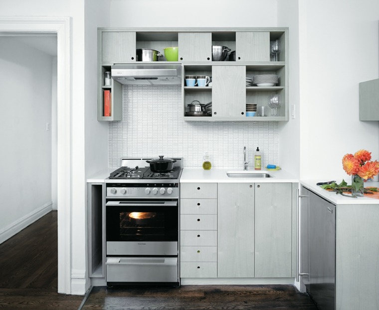 piano-of-white-kitchen-design