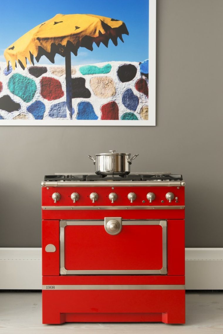 Piano Kitchen-red trend-deco wall