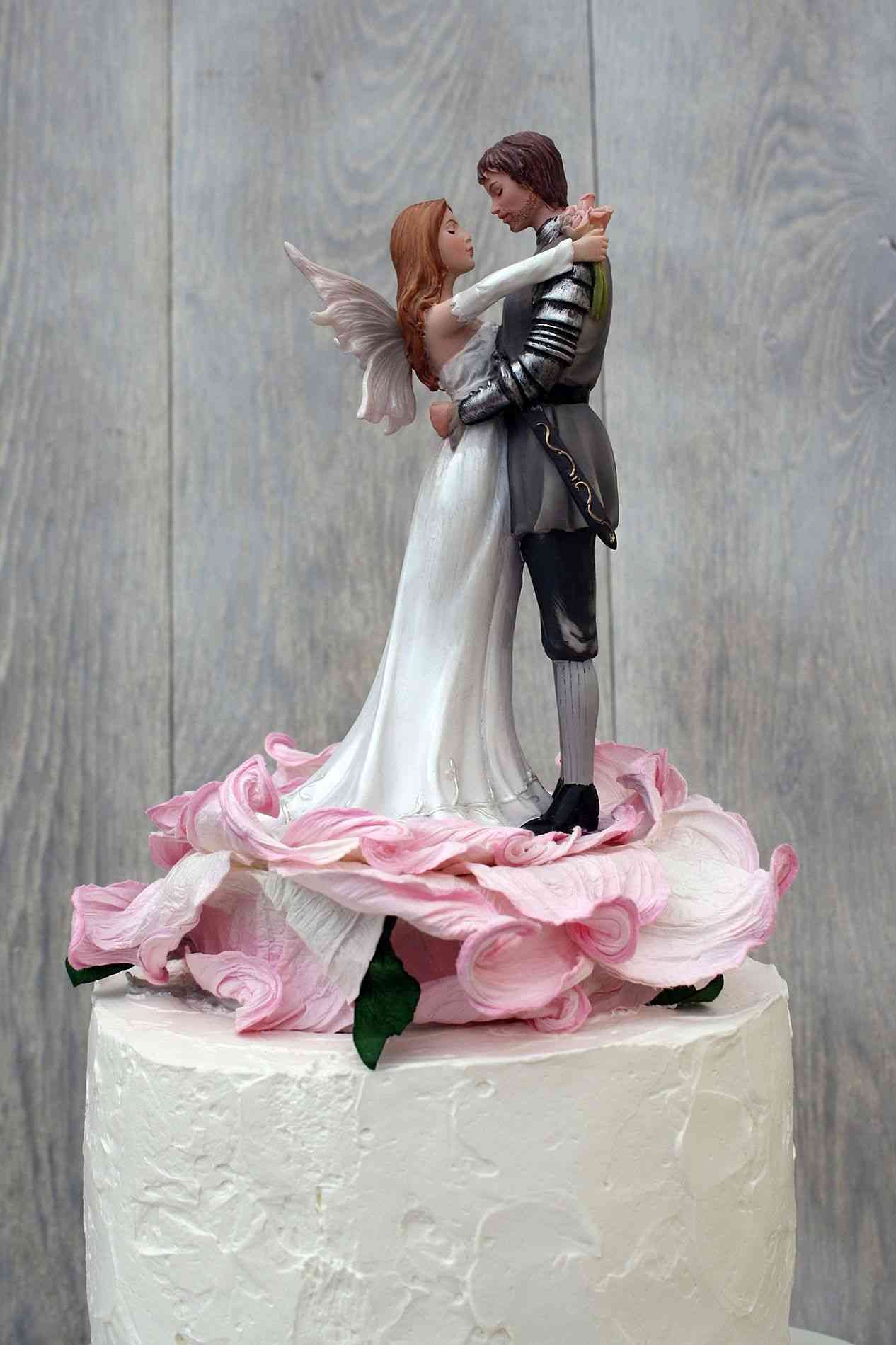 piece-montee-wedding figurines couple-love