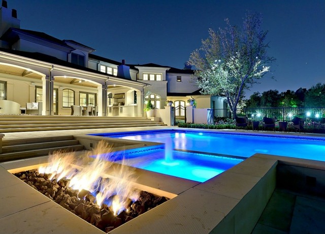 swimming pool deco fire