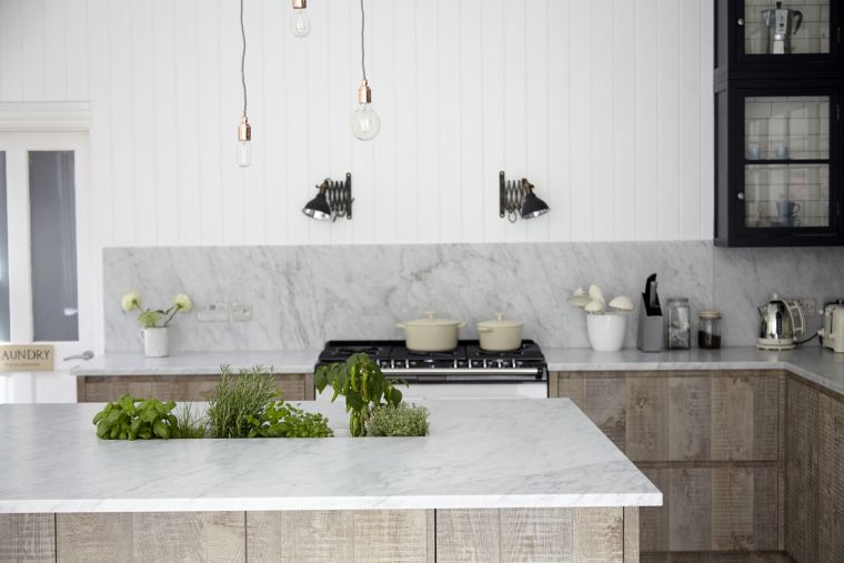 Plan-de-work-marble-idea-kitchen-furniture-wood-low-credenza-marble