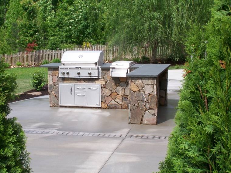 outdoor kitchen worktop idea stone landscaping