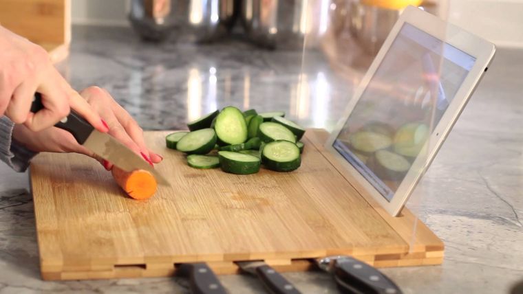 wooden board kitchen storage knives