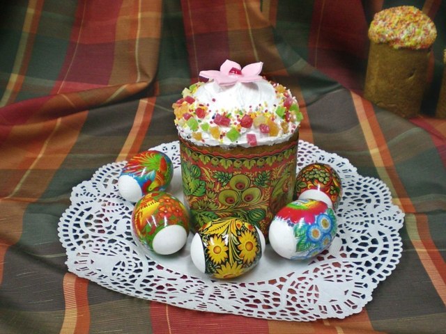 tradisi easter russian orthodox cupcake pencuci mulut telur rebus keras