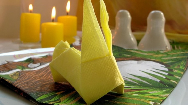 opplæring folding servietter papir ideen dekorasjon bord våren