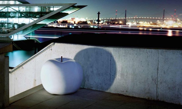 white ceramic apple deco exterior