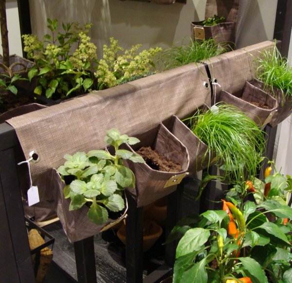 flower pots in fabric for hanging on railing