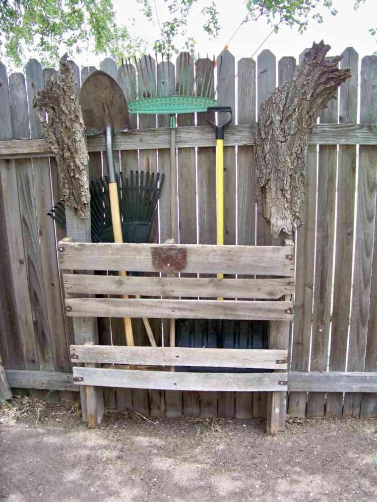 storage garden tools wooden pallet diy idea