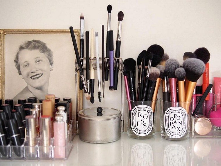 Storage-makeup-idea-not-dear