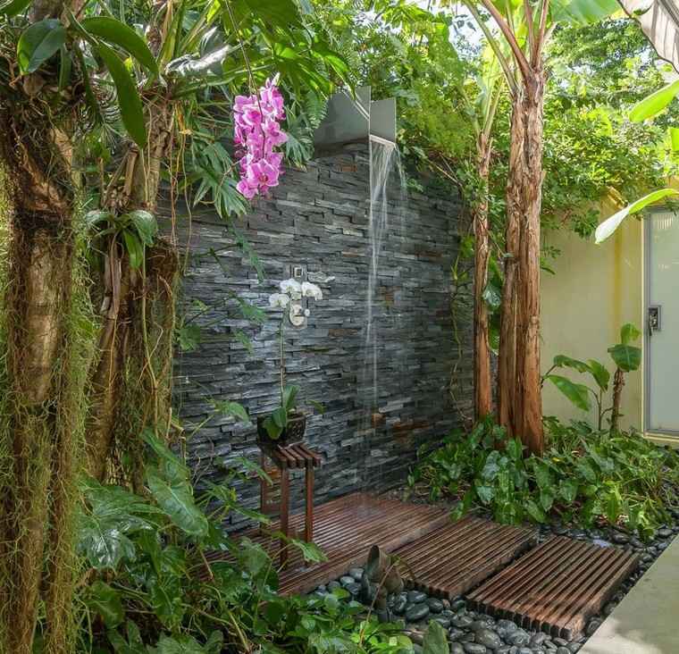 realtor-space-outside-shower-garden idea