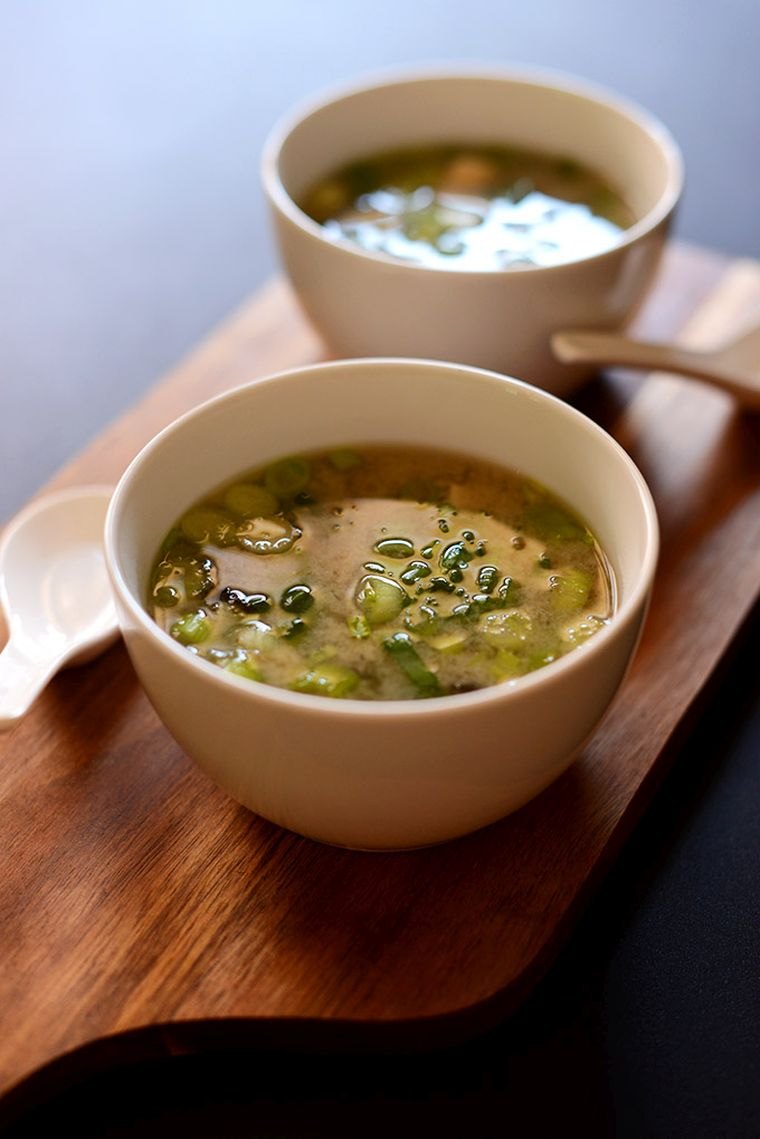 japanese miso soup recipe-serve-suggestions-bowls