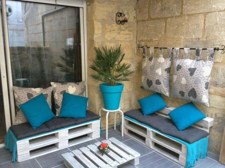 wooden pallets idea recycling coffee table pallet cushions