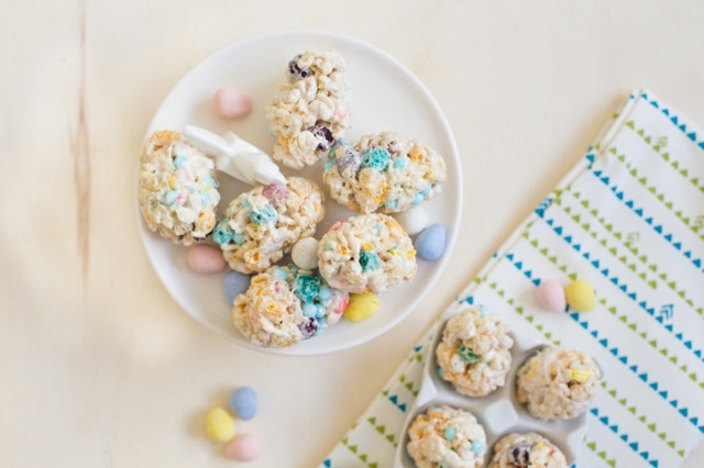 rice krispies cakes form eggs