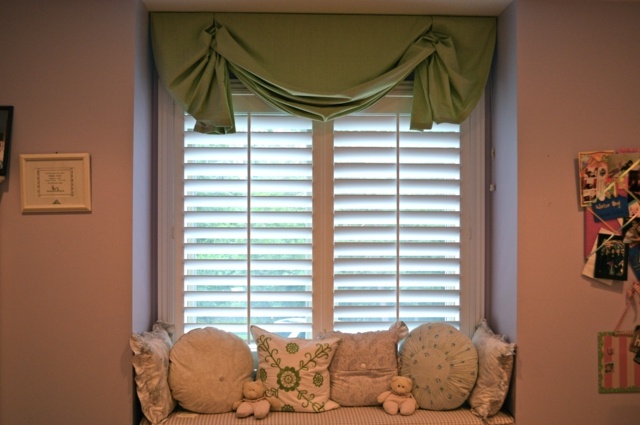 modern green curtain window