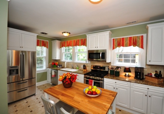 curtains-kitchen-decorative-stripes-orange-green-wardrobes-wood-white-table-wood kitchen curtains