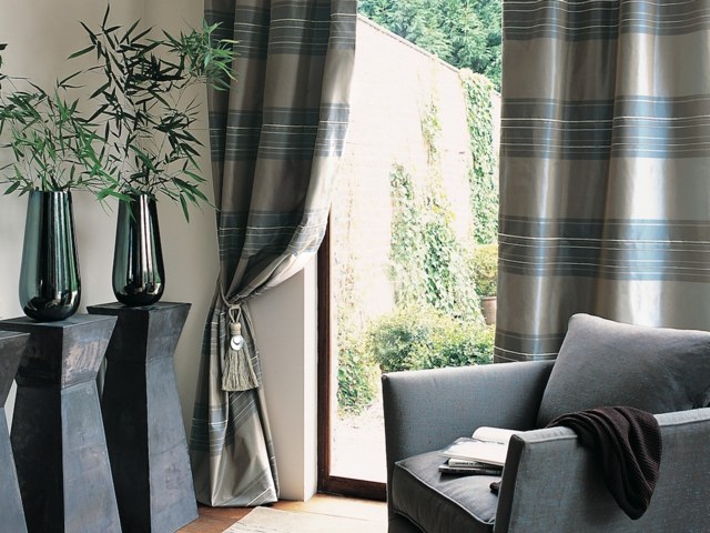 modern curtains