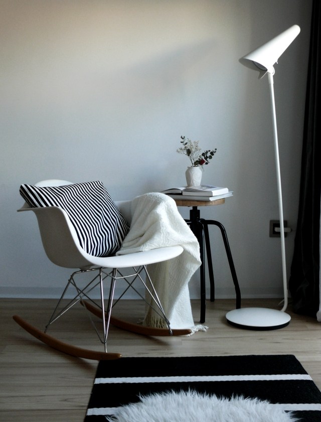 rocking chair-white-modern-elegant lamp-foot-White