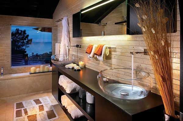 warm bath room deco