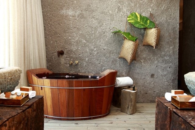 room bath-zen-natural bath-barrel