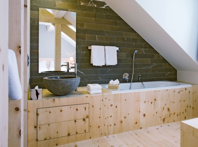 bathroom-design-natural-slope-coating-bathtub-wood-basin-round-stone bathroom design