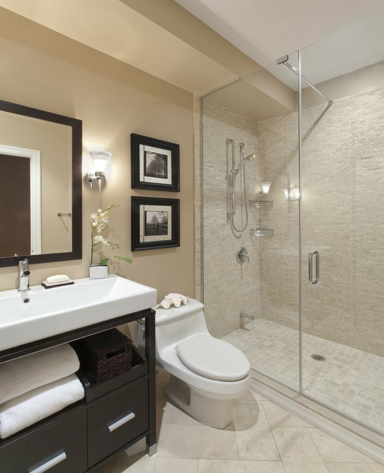 bathroom with Italian shower decoration