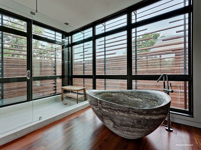 contemporary bathroom bathtub