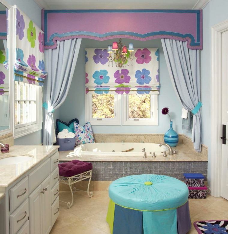 children's bathroom interior deco