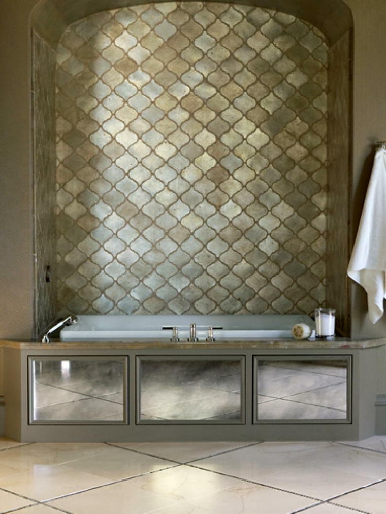 bath-tub-Moroccan-tile-mosaic-argentee