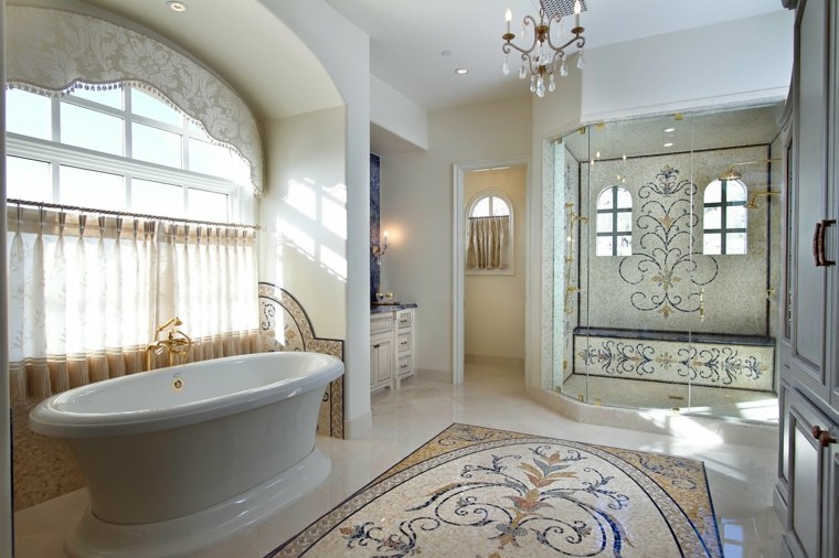 bath-tub-Moroccan-tile-mosaic-typical