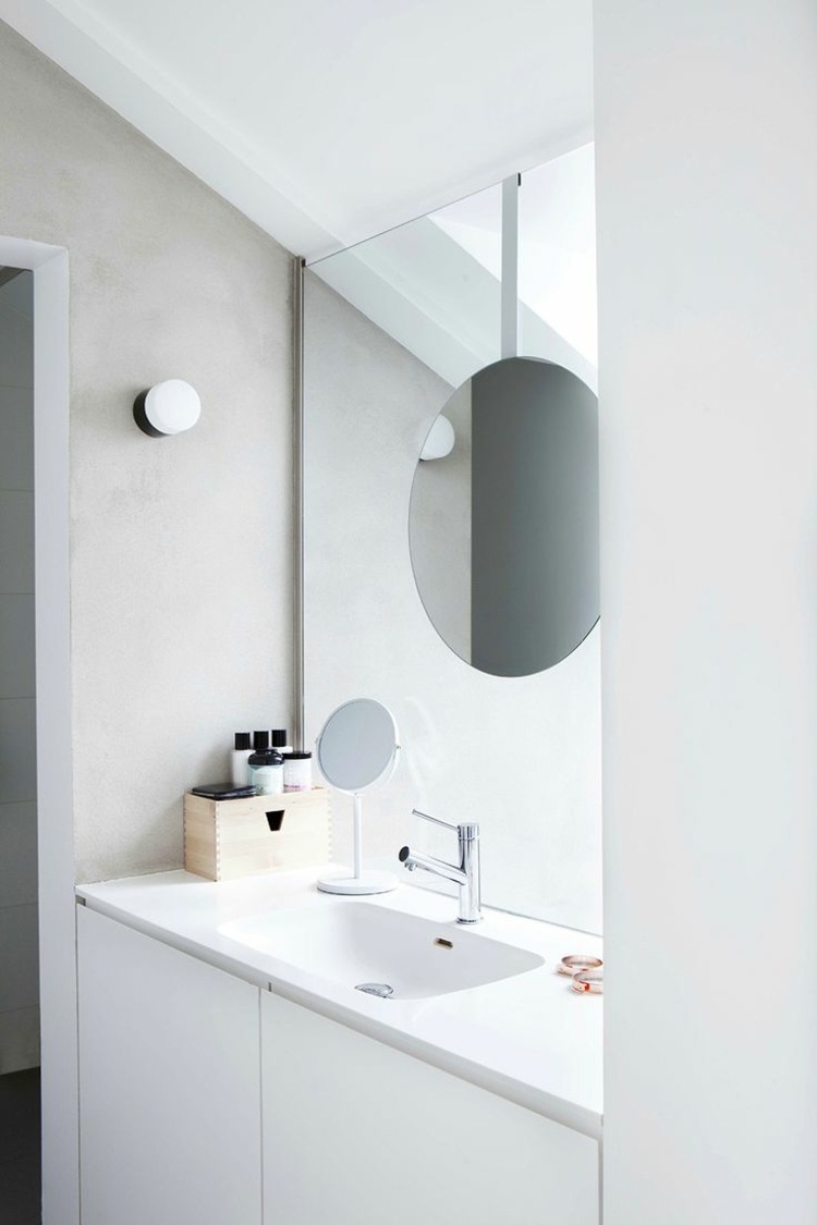 bathroom white deco mirror