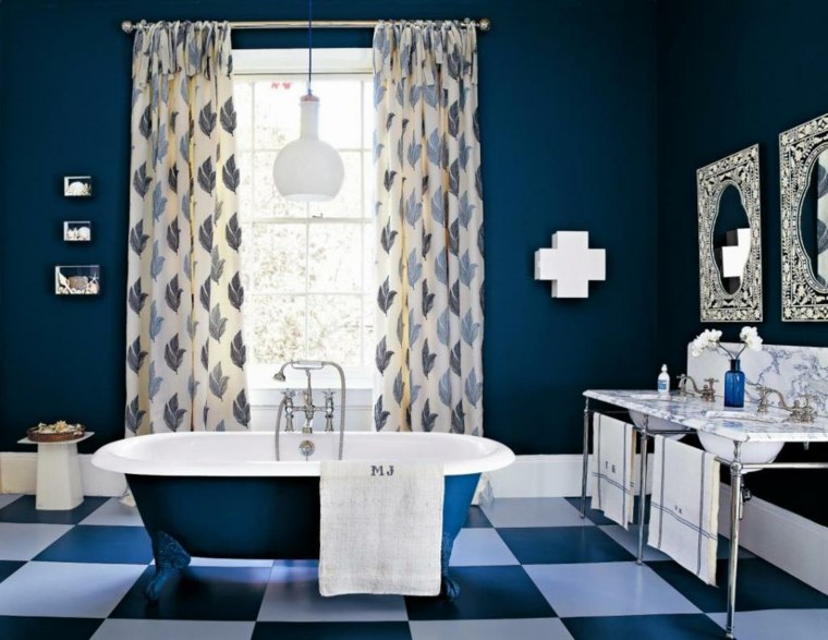 blue white bathroom tile