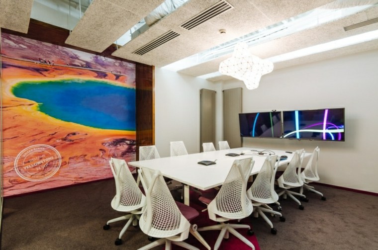 colorful conference room skyscanner elegante