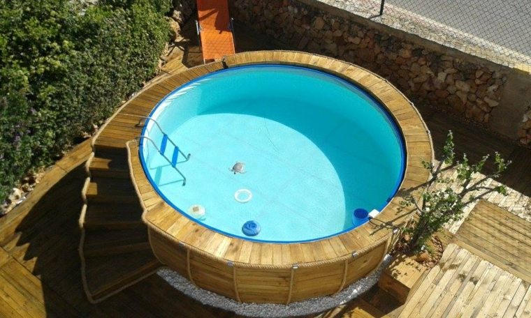 garden furniture in wooden pallet landscaping-outdoor-pool