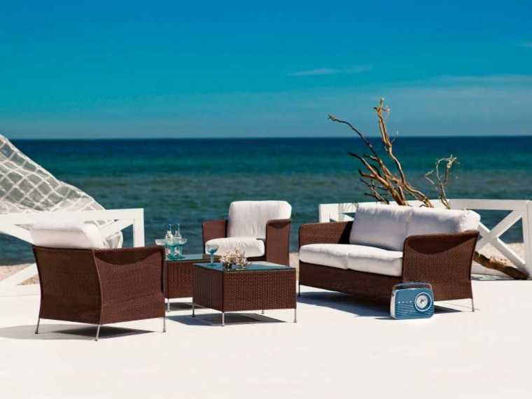 outdoor resin chairs and sofa