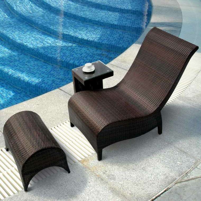 rattan patio furniture