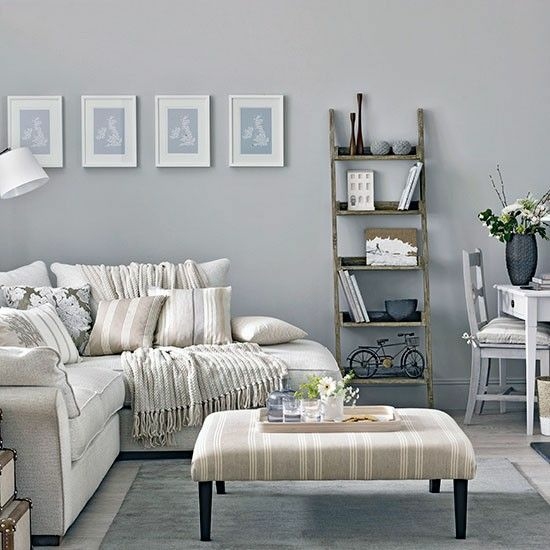 living room deco gray walls