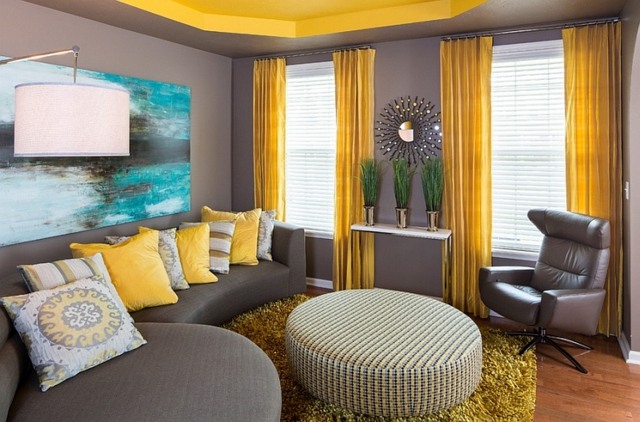 stue design arrangement idé sofa grå stol skinn lampe vegg deco veggen