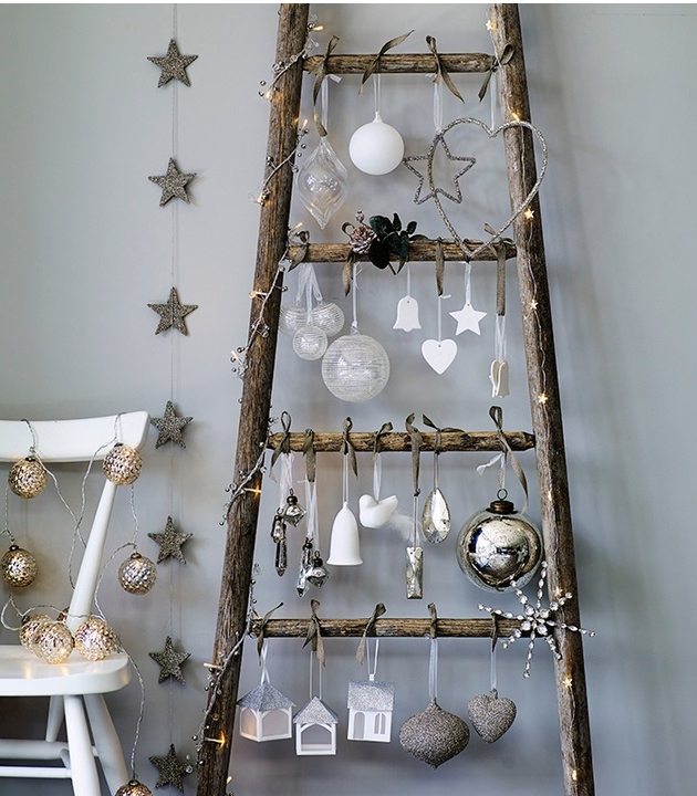 wooden ladder christmas tree original idea decor hanging star garland