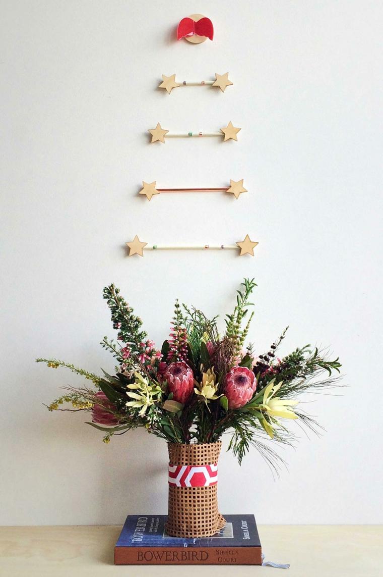 christmas tree minimalist deco idea star bouquet of flowers