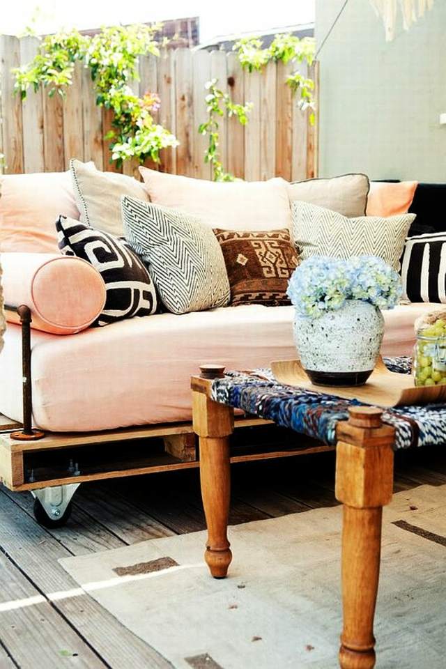 sofa garden-design-wood-pallet