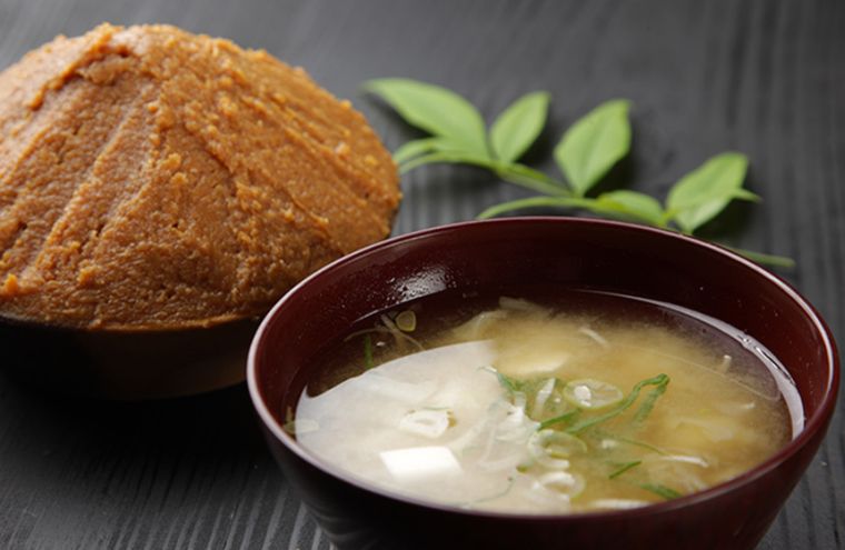 miso-soup-recipe-Japanese-traditional ingredients