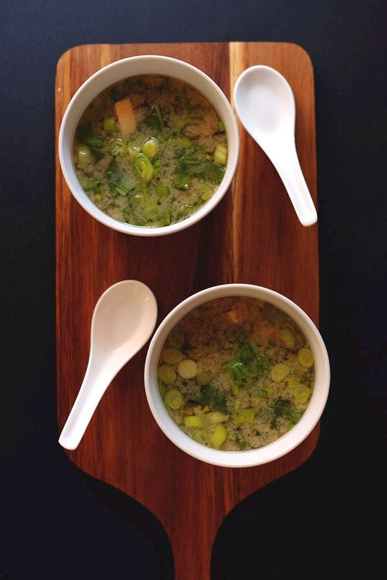 miso-soup-recipe-Japanese-easy-ingredients