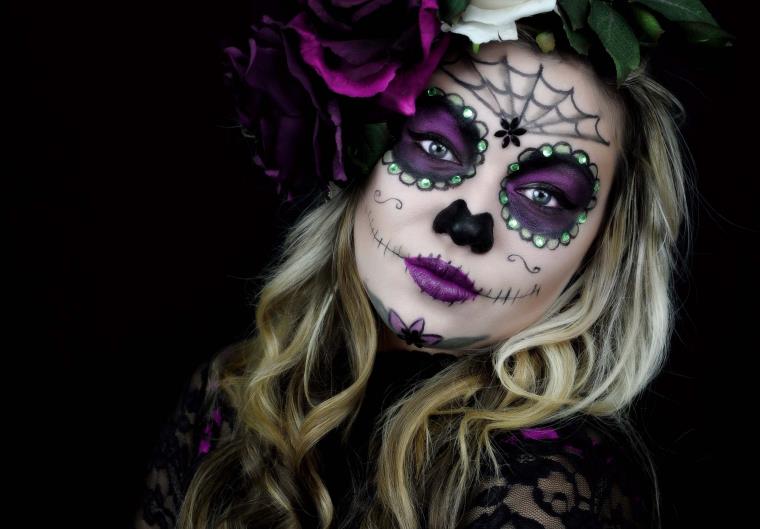 skeleton-glamor-purple-black