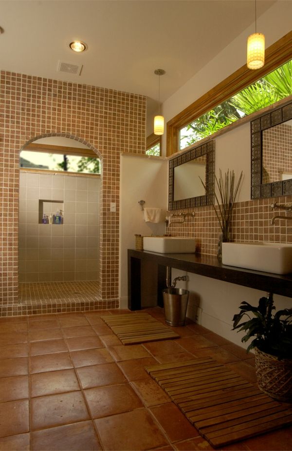 Roman style comfortable bath room