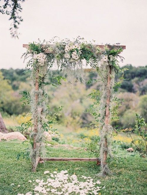 rustic style arch weddingb wood